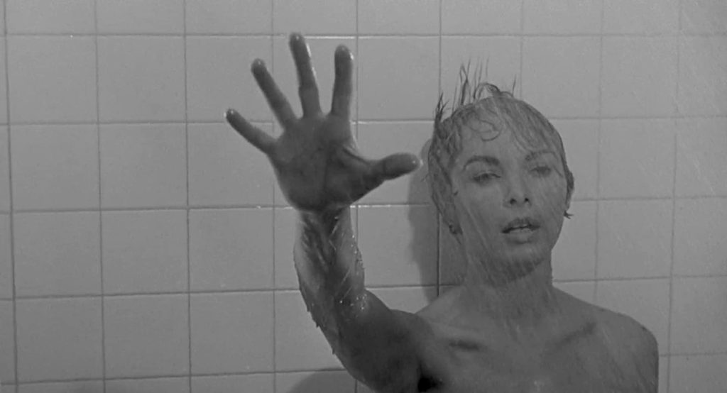 Marion Crane (Janet Leigh) massacrata sotto la doccia nel film Psycho (1960) di Alfred Hitchcock.