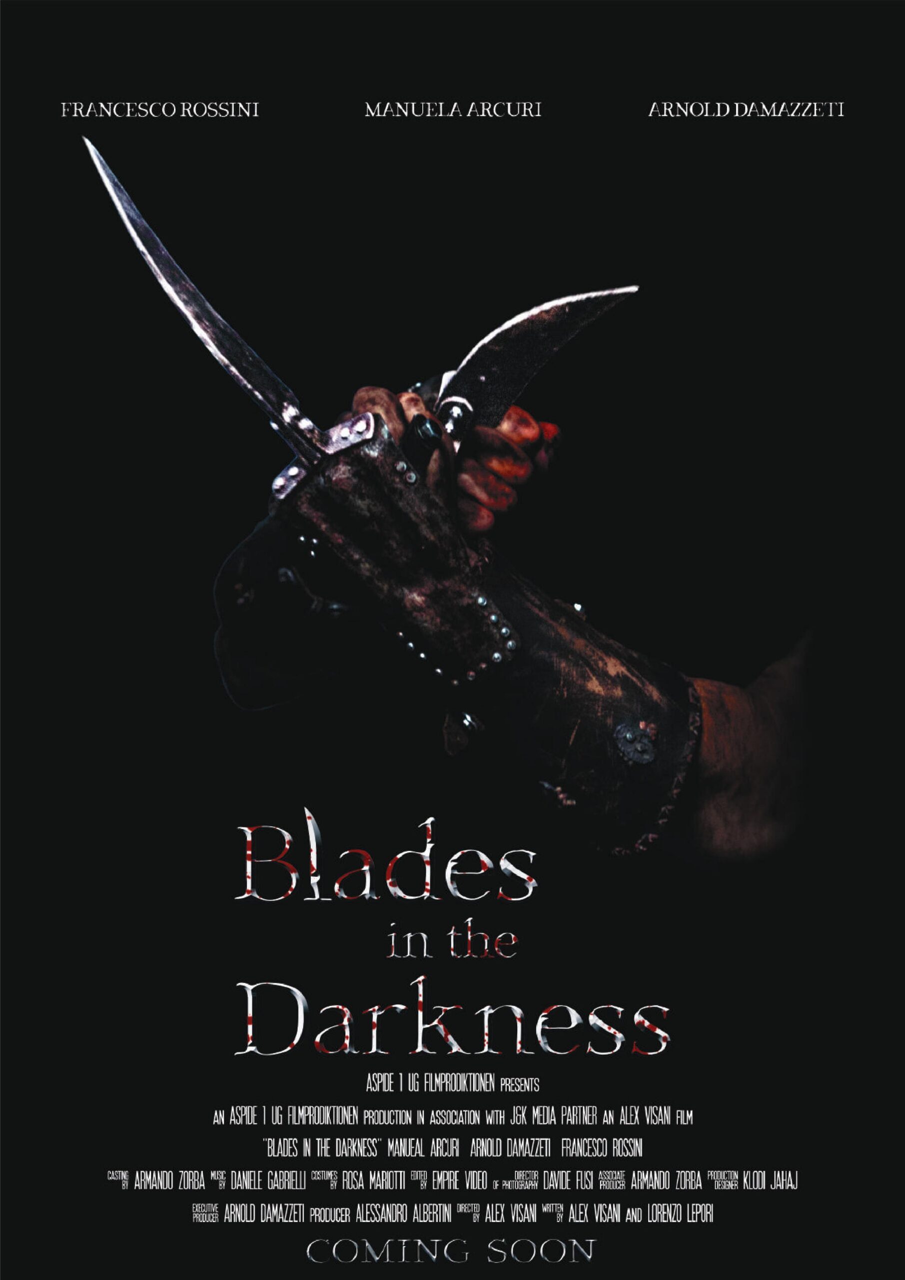 Manuela Arcuri nel cast dell’horror Blades in the Darkness di Alex Visani