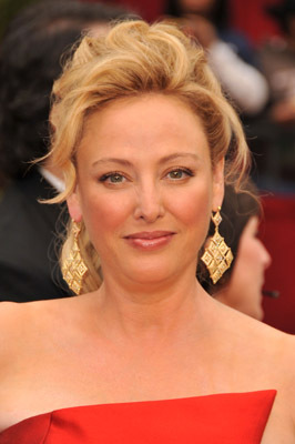 Virginia Madsen nel cast dell’horror Sarah